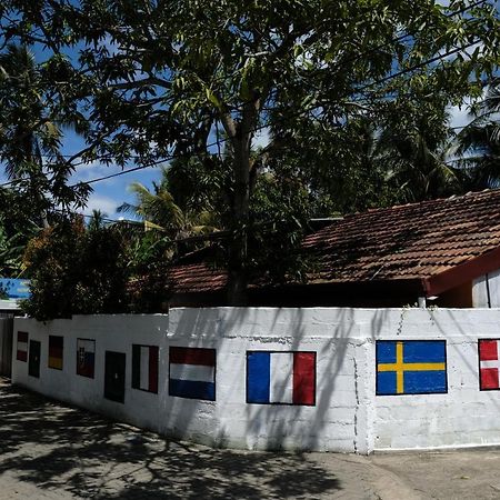 Menaka Homestay Тангале Екстериор снимка